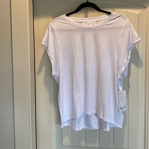 NWT Athleta Ladies Ease in Tee